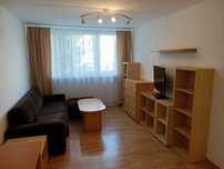 Wynajmę ładne dwu pokojowe mieszkanie po remoncie.